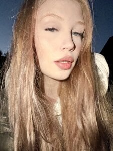 LucettaCheatwoodf Cutie Pic 2