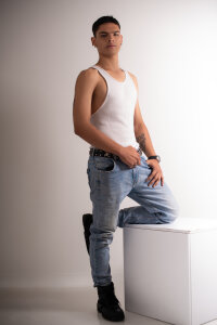 Ban_Mayers Public Pic 5