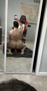 gapedwide Public Pic