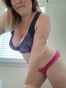 CurvyFreckles Instagram pics Pic 7