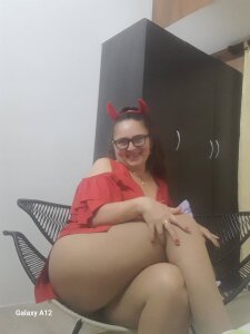 elena_milf1 Public Pic 2