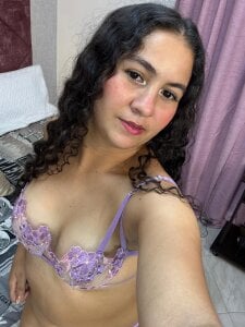 Kenndra_lust Public Pic 4