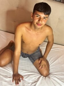 Ash_Russell Public Foto 2