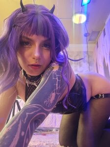 BizzyNoar Sweet and naughty 🥵🔥 Pic 2