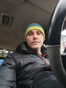 Sam_ColtIn the car照片 3