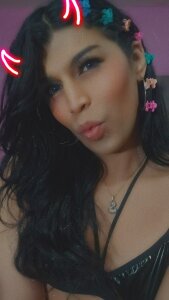 Do you want to meet me? I'm totally real. de sheryl_bertollini  3 fotos