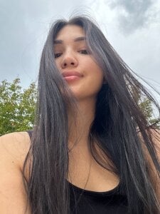 JinaSavela Mia Pic 4