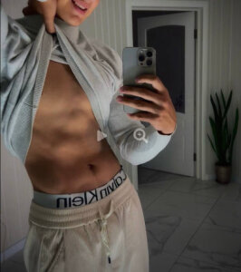 YoungKing185 Public Εικόνα