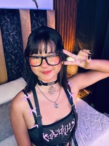 Ivi_Aiko cosplays <3  2টি ছবি