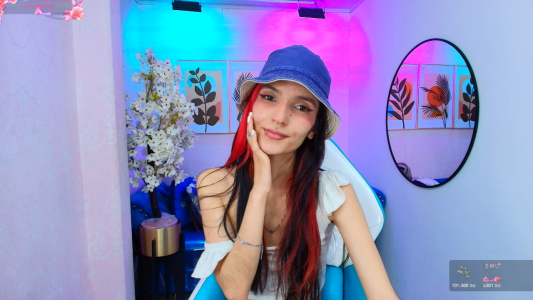 Dafne_huges kiss🥰😘 Pic 5