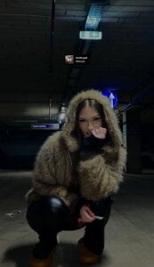 VanessaDirtyDiaries Pretty teen 🍭 Pic 4