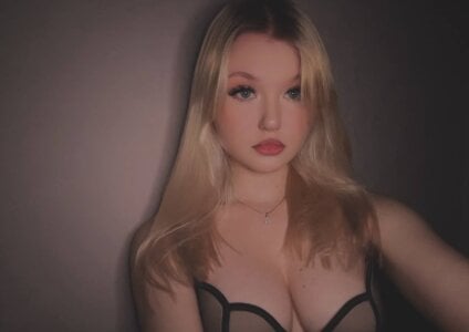 AnnyBany Public3 Foto 3