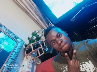 celazimnike062127 kullanıcısının MySelf and I albümü -  2 fotoğraf