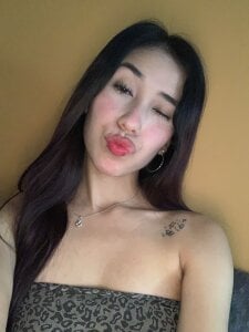 HANA_RUSSO Public Foto 4