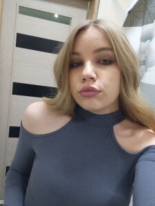 LisaThompas Public Pic 2