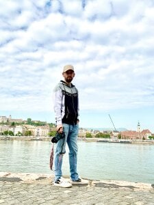 Istvan95のÉnの 5枚の写真