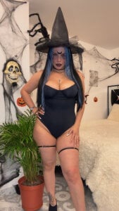 carol_latina13 October 31 at, Happy HAllowen Pic