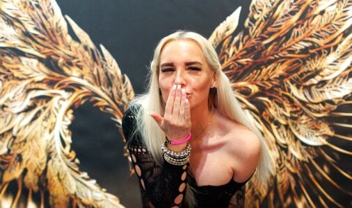 MIA-XXX Public Pic 8