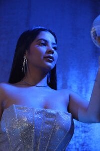 Layla_Breezee celebrating🍷🍸 Pic 5