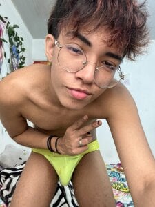 Alejo de alejito_jeje  3 Imagens