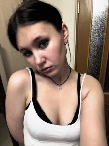 JerriJereb My shy bra  2. fénykép