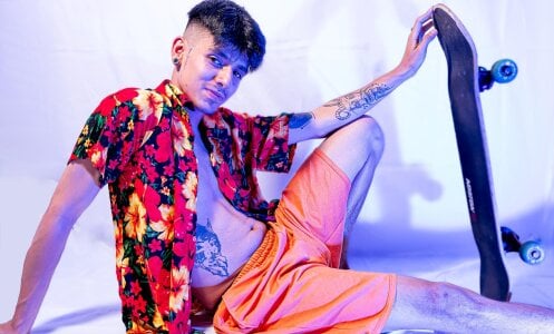 one of my hobbies🛹❤️‍🔥 od Anghell_BC  6 snímek