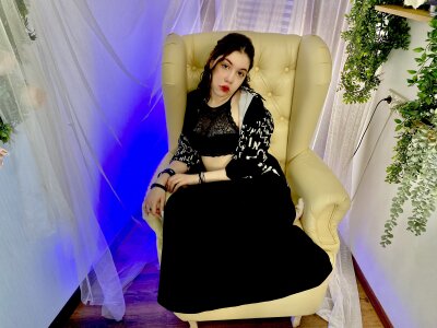 AgathaNott Public Pic