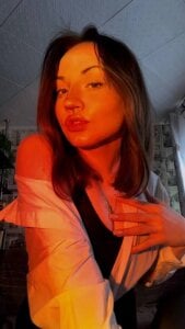 JeannaLanno red light Kuva