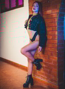 Emmily_Savage