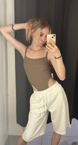 BeliaFrobish Public Pic 3