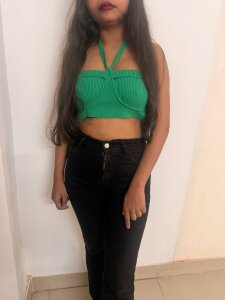 Sexyy_Piya Hot green Pic