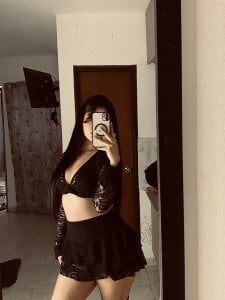 charlotte_9999 🤌🏻 Pic 4