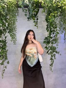 CarmanHenning How do you like me dressed in a dress Kuva 4