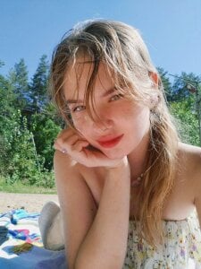 Saraa_BroownPublic Bild 7