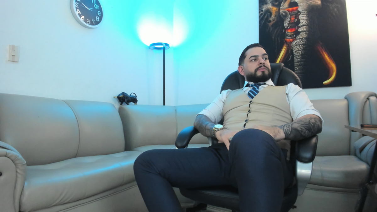 Трендове зображення  727 Ethan_Castellano