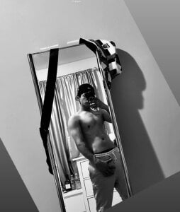 alexxxn20039 Public Pic 7