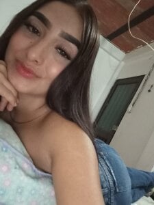 Saraa_Evaans Public Pic 2