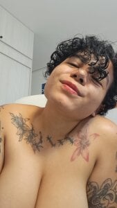 Alexxxholy