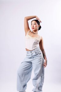 EIeniVanwart Cutie Hình 3