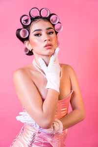 Arii_moon 🤍 Tender curves made to be adored. Pic 2