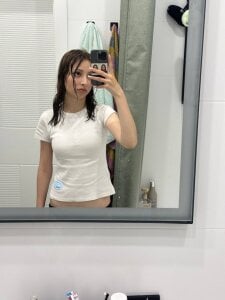 Ary_mia Public Pic 4