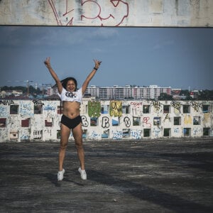 CherryDBG Abandon building shoot Foto 4