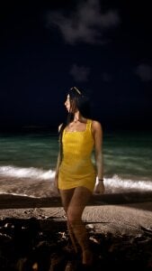 ashley_williamss Between waves and stars✨ Pic 3