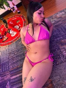 MiaaMillerr1 Public Immagine  4