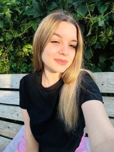 AbbieBovian It’s me🤗 Pic 4