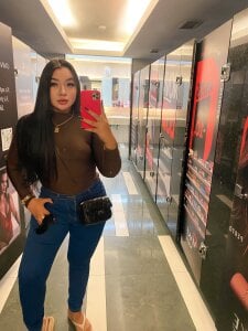 QueenYumi Public Pic