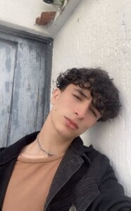 lion_cherry21 Public Pic 3