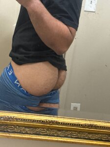 Latin0Lov3r Bubble Butt Pic 3