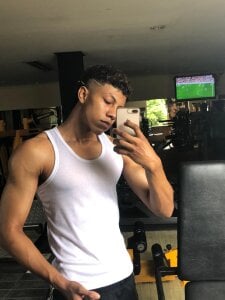 RickyEbony Are you coming to the gym with me? Foto 4