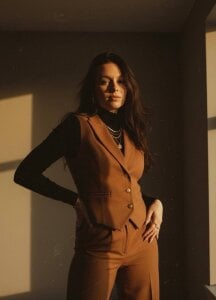 HeidiMinnix Me Pic 3